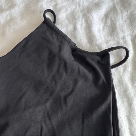 121 🆕🖤 Lululemon Stitch Trim Halter Tank SOTM - Black - Picture 15 of 15